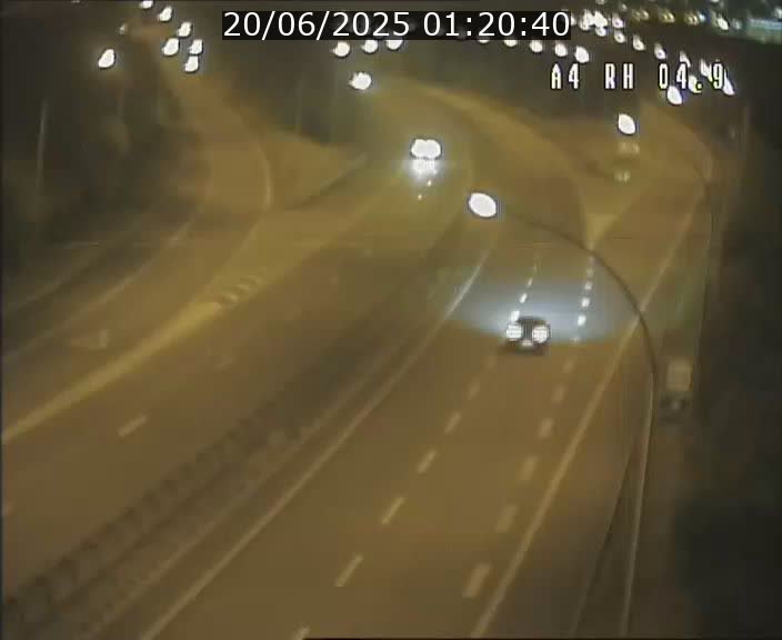 Traffic live webcam Luxembourg Leudelange - A4 - BK 4.9 - direction Luxembourg