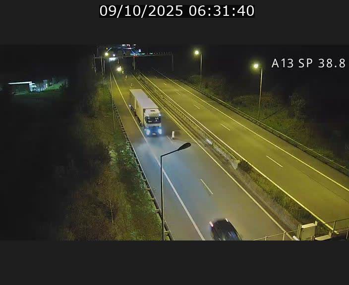 Webcam autoroute A13 à l'entrée ouest du tunnel Markusbierg à Schengen. Vue orientée vers le tunnel et l'Allemagne