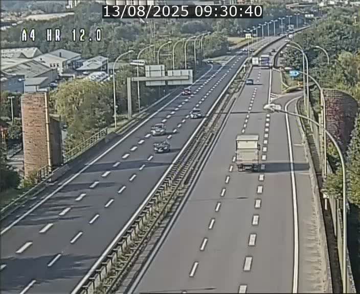 Traffic live webcam Luxembourg Jonction Foetz - A4 - BK 12.0 - direction Esch sur Alzette