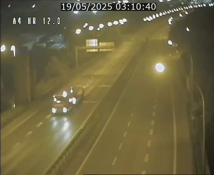 Traffic live webcam Luxembourg Jonction Foetz - A4 - BK 12.0 - direction Esch sur Alzette