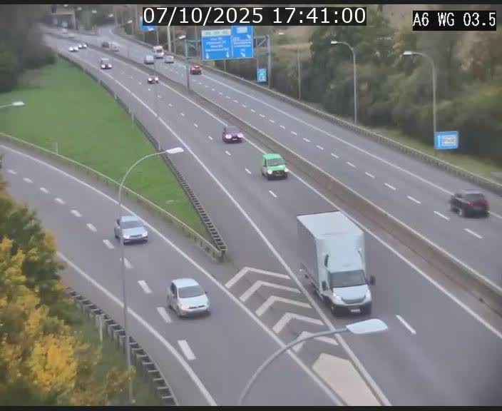 Traffic live webcam Luxembourg - Croix de Cessange - A6 - BK 3.5 - direction France/Allemagne