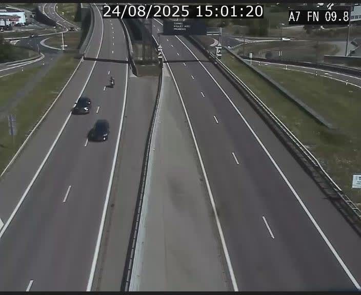 Caméra trafic Luxembourg - A7, Tunnel Gousselerbierg, sortie sud, direction rond-point Lorentzweiler (BK 9.9)