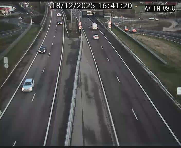 Caméra trafic Luxembourg - A7, Tunnel Gousselerbierg, sortie sud, direction rond-point Lorentzweiler (BK 9.9)