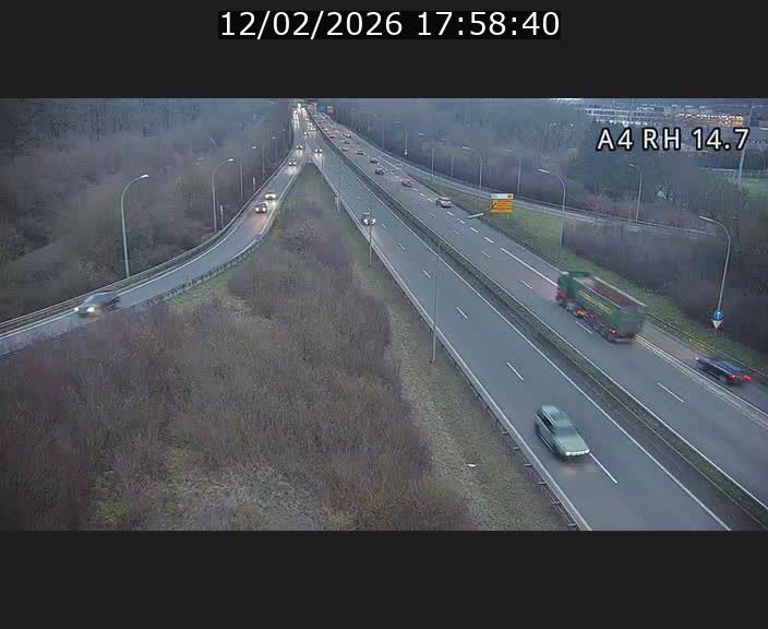 Traffic live webcam Luxembourg Jonction Lankelz - A4 - BK 14.7 - direction Luxembourg