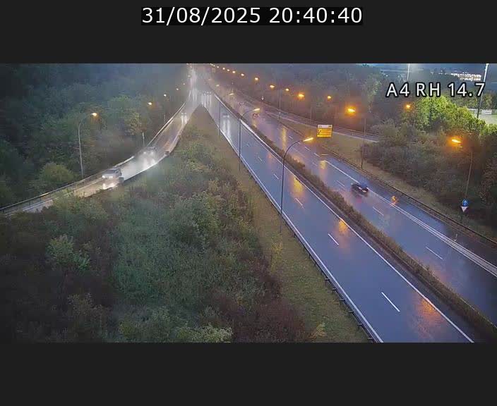 Traffic live webcam Luxembourg Jonction Lankelz - A4 - BK 14.7 - direction Luxembourg