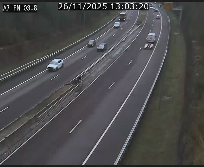 Caméra autoroute Luxembourg A7 - Passage à gibier Rëngelbour - direction Tunnel Stafelter