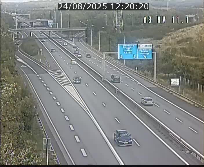 Traffic live webcam Luxembourg Croix de Bettembourg A3 - BK 11.1 - direction Luxembourg-ville