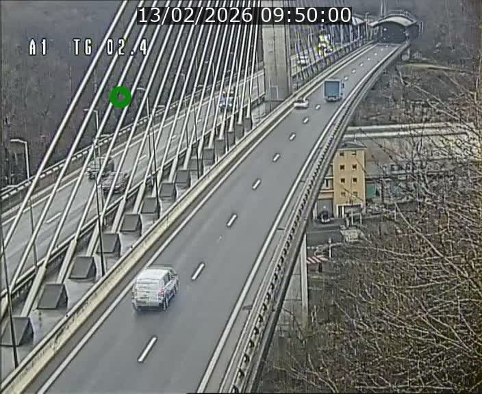 Traffic live webcam Luxembourg Sandweiler - A1 direction Luxembourg-ville - BK 2.4