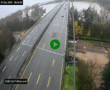 Webcam sur le périphérique de Bordeaux à l'est de la ville. Caméra située sur le Pont Mitterand sur la N230