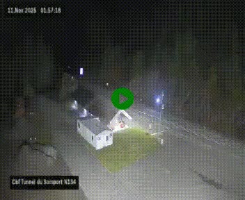 Webcam à l'entrée du tunnel du Somport, côté français, sur la N134, dans les Pyrénées, en direction de l'Espagne, à 1116 mètres d'altitude