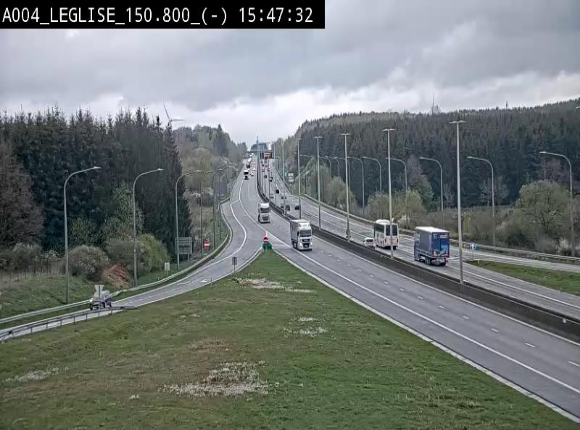 Webcam E411 dans la Côte de Léglise. Vue orientée vers Bruxelles