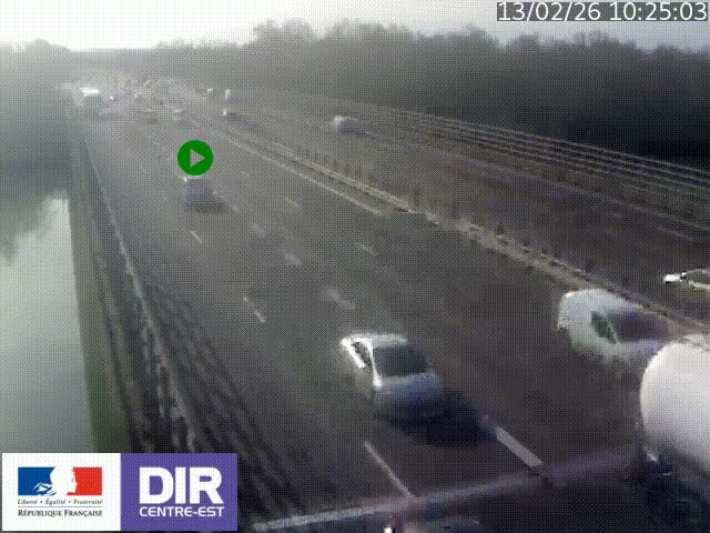 Caméra trafic à la jonction entre l'A46 (Rocade-est de Lyon) et l'A42 à hauteur de Vault-en-Velin en direction de Marseille