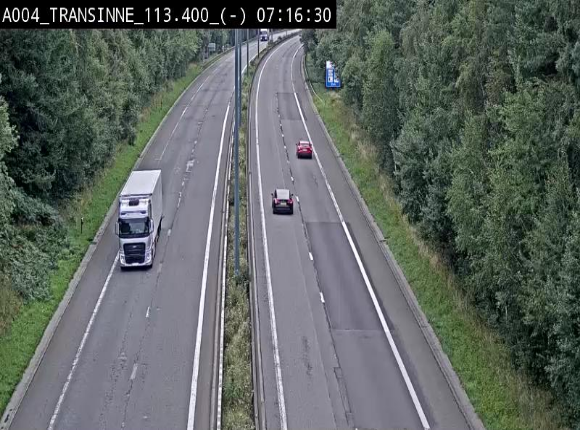Caméra trafic E411 (A4) - Transinne direction Namur - BK 113.425