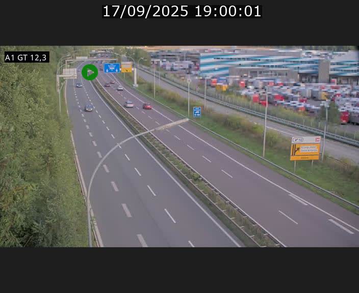 Traffic live webcam Luxembourg Senningerberg - A1 direction Allemagne - BK 12.3