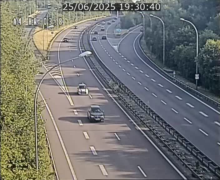 Webcam traffic A4 Luxembourg - BK 3.8 - Leudelange (direction Esch sur Alzette)