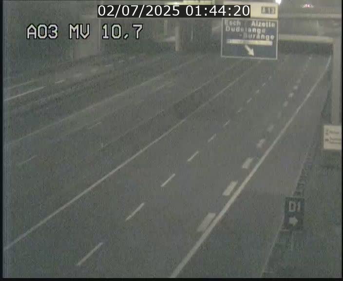 Traffic live webcam Luxembourg Croix de Bettembourg - A3 - BK 10.7 - direction France