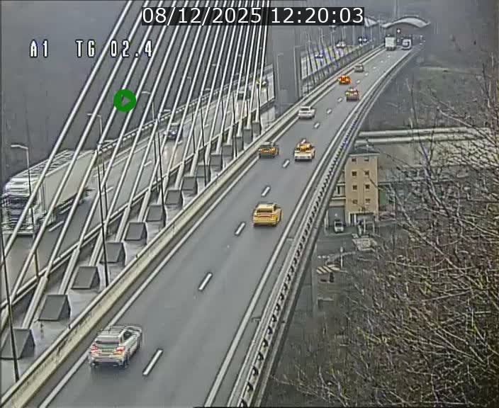 Traffic live webcam Luxembourg Sandweiler - A1 direction Luxembourg-ville - BK 2.4