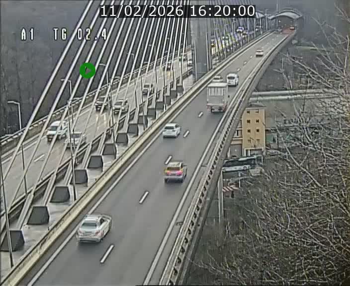 Traffic live webcam Luxembourg Sandweiler - A1 direction Luxembourg-ville - BK 2.4