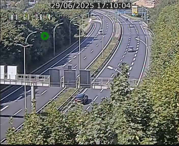 Traffic live webcam Luxembourg Hamm - A1 direction Sandweiler - BK 6.4
