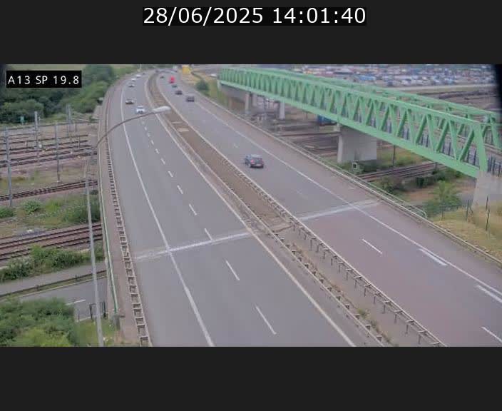 Traffic live webcam Luxembourg Croix de Bettembourg - A13 direction Esch-sur-Alzette - BK 19.8