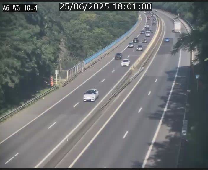 Traffic live webcam Luxembourg Mamer - A6 - BK 10.4 - direction Luxembourg/France/Allemagne