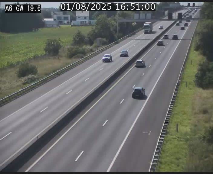 Traffic live webcam Luxembourg - Steinfort - A6 - BK 19.6 - direction Belgique