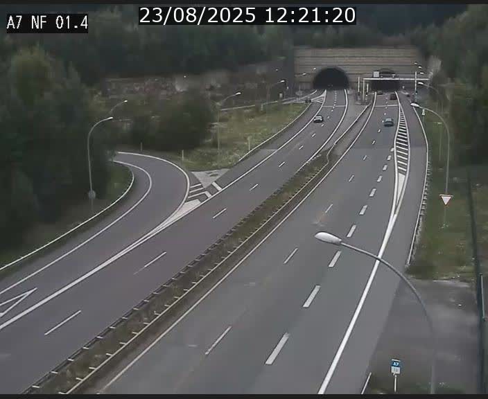 Caméra autoroute Luxembourg A7 - Echangeur Waldhaff - direction Tunnel Stafelter