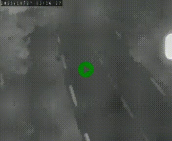 Caméra routière France - N102, au niveau du col de Montmirat à Saint-Etienne-du-Valdonnez à 1039 mètres d'altitude