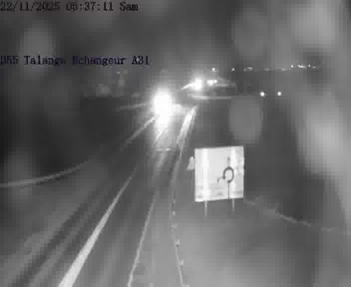 Webcam sur la D55 à Talange au niveau du pont surplombant l'A31 (sens droite-gauche vers Luxembourg). Vue orientée vers Ay-sur-Moselle.
