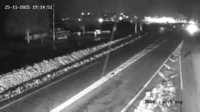 Webcam de surveillance sur D604 (France) à Phalsbourg, cadrée vers Phalsbourg, proposant une information routière utile aux déplacements quotidiens.
