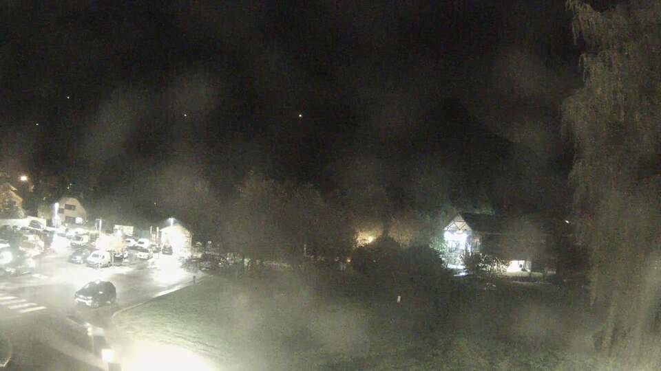 Webcam au niveau de la mairie du village du Bourg d'Oisans, aux pieds de l'Alpe d'Huez et aux portes du parc des Écrins