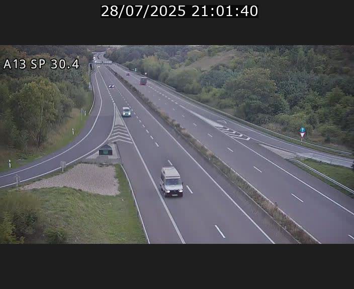 Traffic live webcam Luxembourg Altwies - A13 direction Luxembourg-ville - BK 30.4