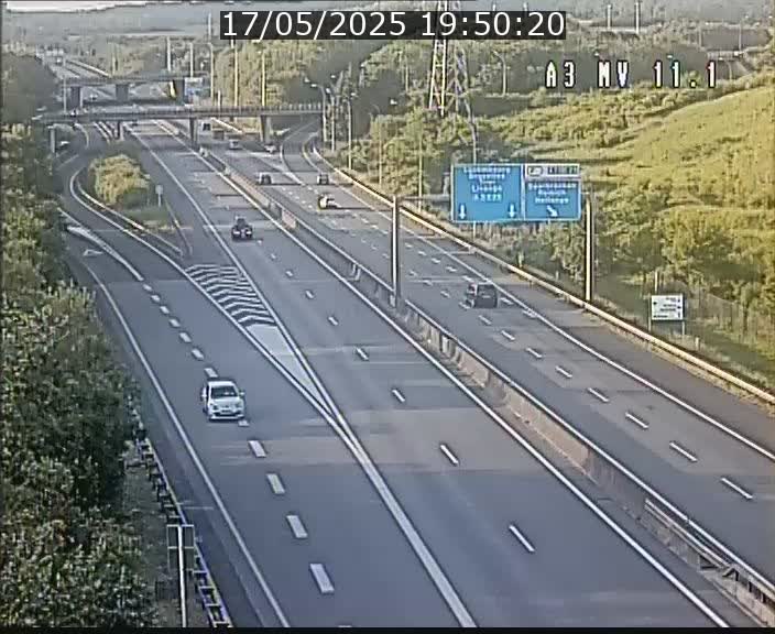 Traffic live webcam Luxembourg Croix de Bettembourg A3 - BK 11.1 - direction Luxembourg-ville