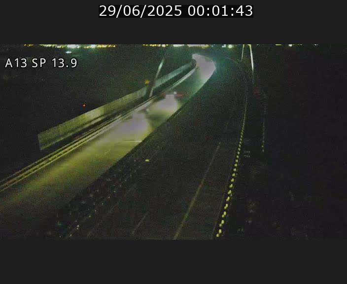 Traffic live webcam Luxembourg Kayl - A13 direction Esch-sur-Alzette/Luxembourg-ville - BK 13.9