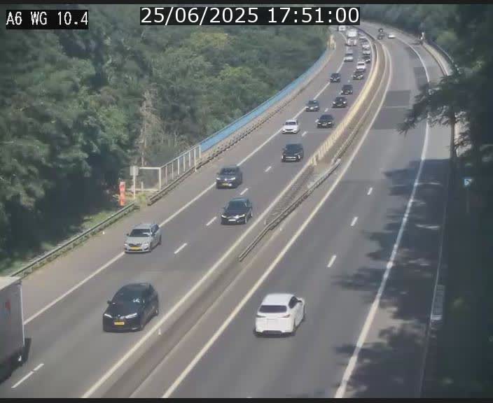 Traffic live webcam Luxembourg Mamer - A6 - BK 10.4 - direction Luxembourg/France/Allemagne