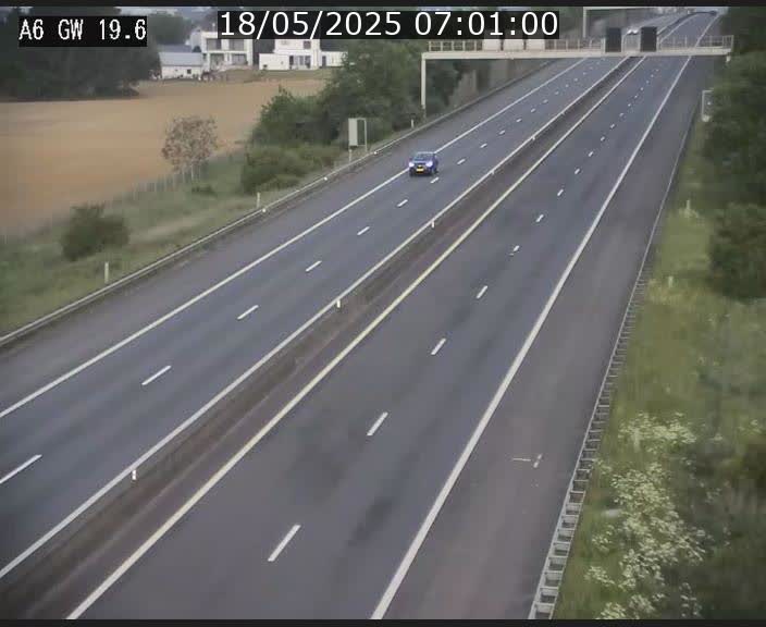 Traffic live webcam Luxembourg - Steinfort - A6 - BK 19.6 - direction Belgique