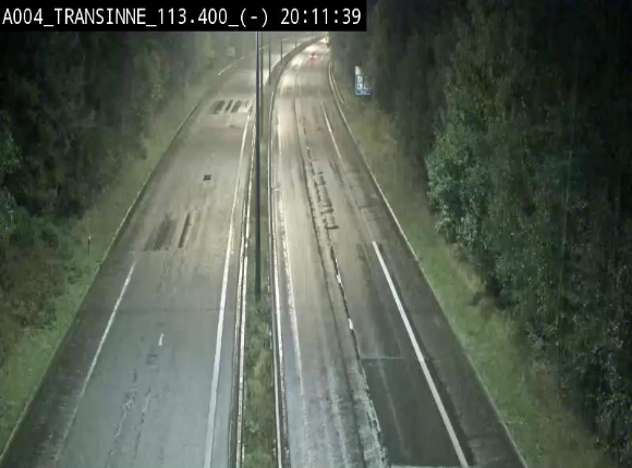 Caméra trafic E411 (A4) - Transinne direction Namur - BK 113.425