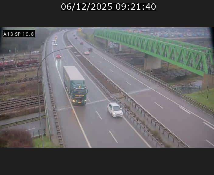 Traffic live webcam Luxembourg Croix de Bettembourg - A13 direction Esch-sur-Alzette - BK 19.8