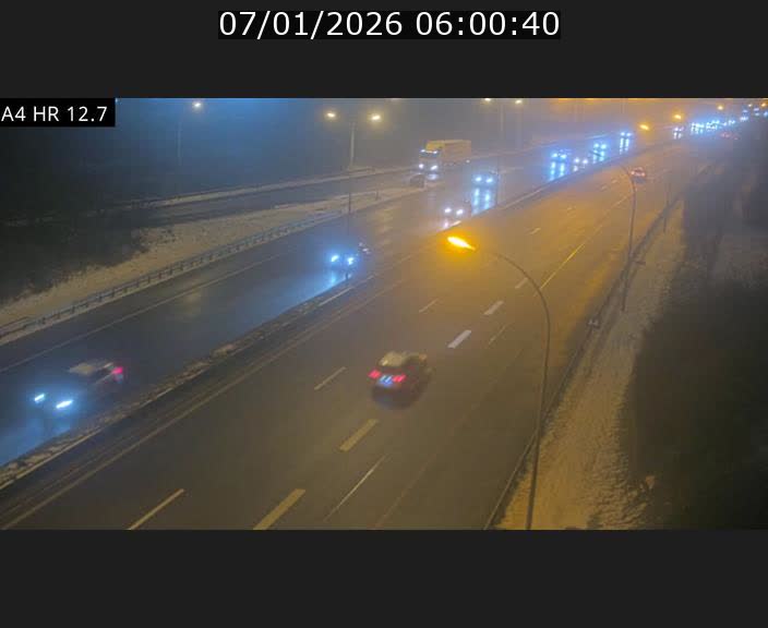 Traffic live webcam Luxembourg Esch sur Alzette - A4 - BK 12.7 - direction Esch-Belval