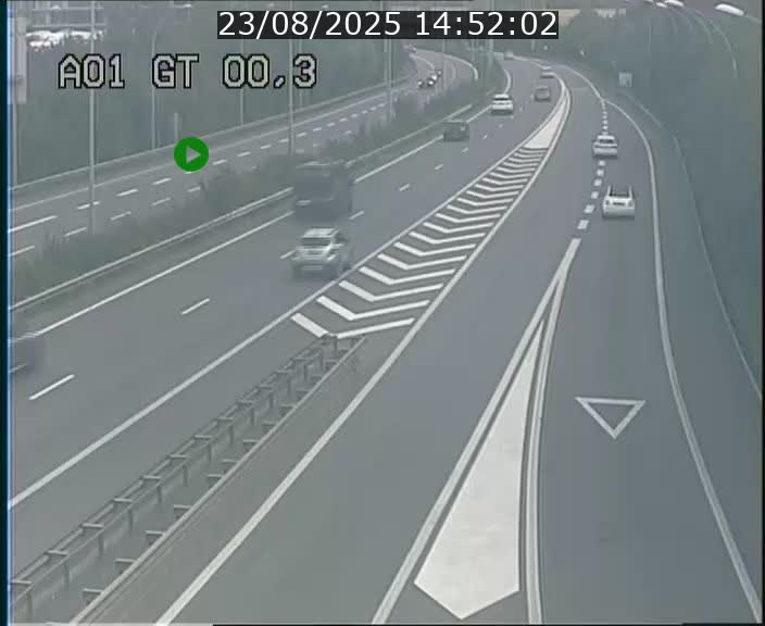 Traffic live webcam Luxembourg Croix de Gasperich - A1 direction Kirchberg - BK 0.3