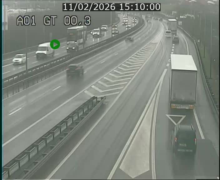 Traffic live webcam Luxembourg Croix de Gasperich - A1 direction Kirchberg - BK 0.3