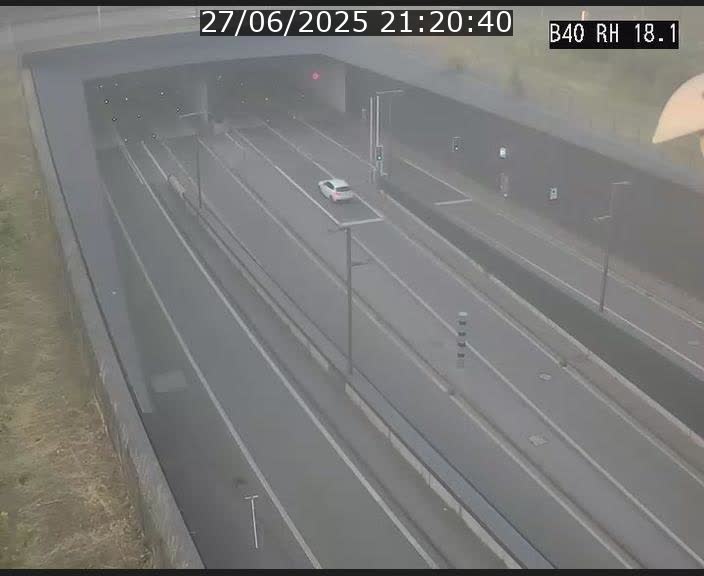 Webcam sur la route de contournement d'Esch-Belval avant le tunnel Central Gate au niveau de la porte de France et du radar fixe