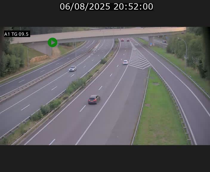 Traffic live webcam Luxembourg Jonction Grünewald - A1 direction Luxembourg-ville - BK 9.5