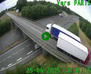 Clone of Caméra routière sur l'autoroute A20 au nord de Limoges, à la jonction avec la N520. Vue orientée vers Paris
