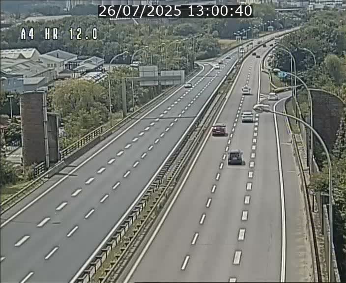 Traffic live webcam Luxembourg Jonction Foetz - A4 - BK 12.0 - direction Esch sur Alzette