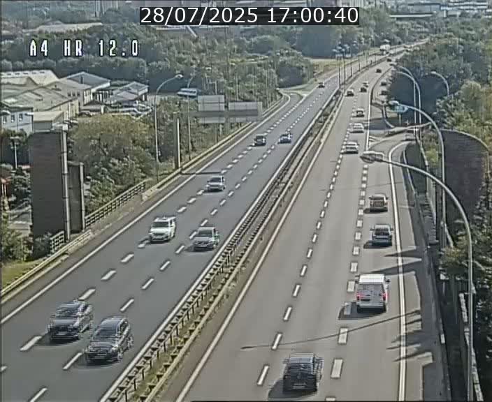 Traffic live webcam Luxembourg Jonction Foetz - A4 - BK 12.0 - direction Esch sur Alzette