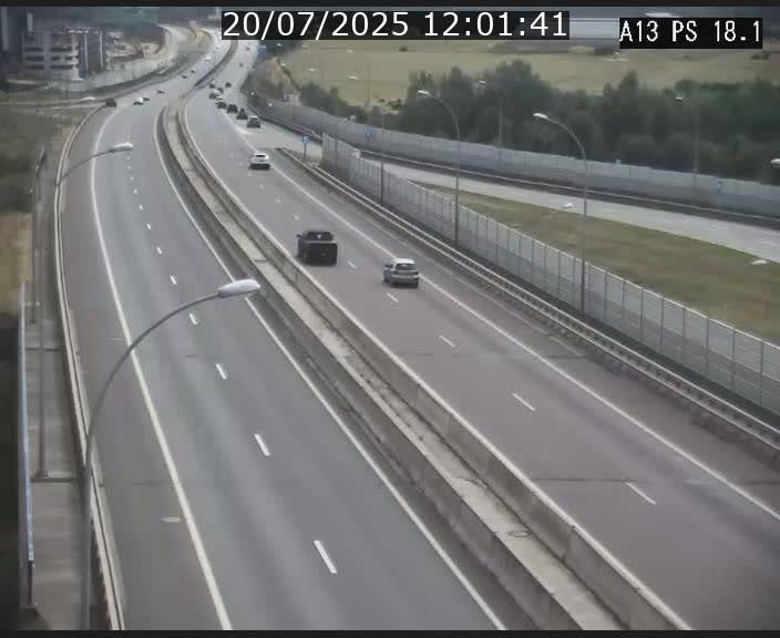 Traffic live webcam Luxembourg Dudelange - A13 direction Croix de Bettembourg - BK 18.1