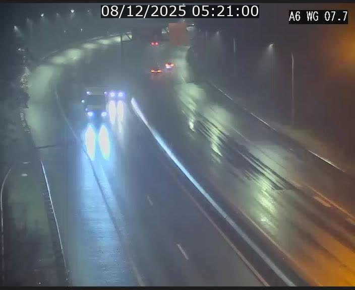 Traffic live webcam Luxembourg - Bridel - A6 - BK 7.7 - direction Belgique
