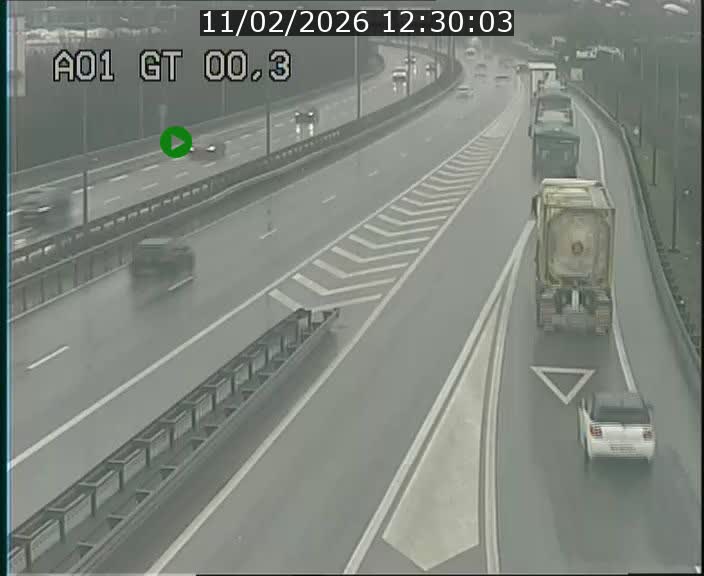 Traffic live webcam Luxembourg Croix de Gasperich - A1 direction Kirchberg - BK 0.3