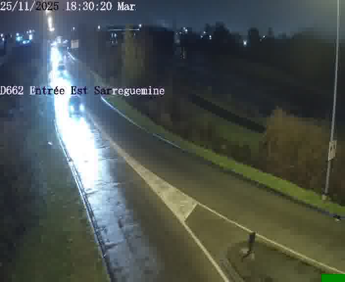 Point de vue trafic déployé sur D662 (France) à Sarreguemines, regardant vers Sarreguemines, aidant conducteurs et services à anticiper les flux.